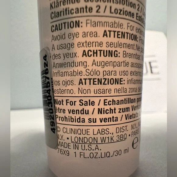 Clinique: Scrub Cream & Clarifying Lotion 2 (NEW - travel sizes) - Picture 6 of 9